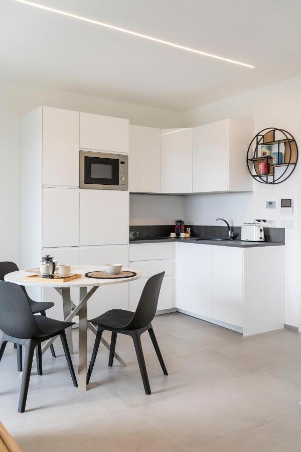 Gentile 46 Luxury Flat Apartment Bari Exterior photo
