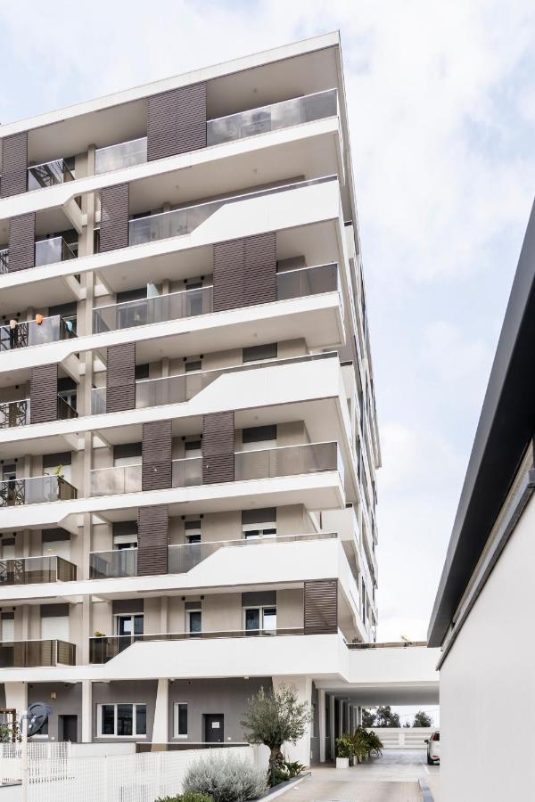 Gentile 46 Luxury Flat Apartment Bari Exterior photo