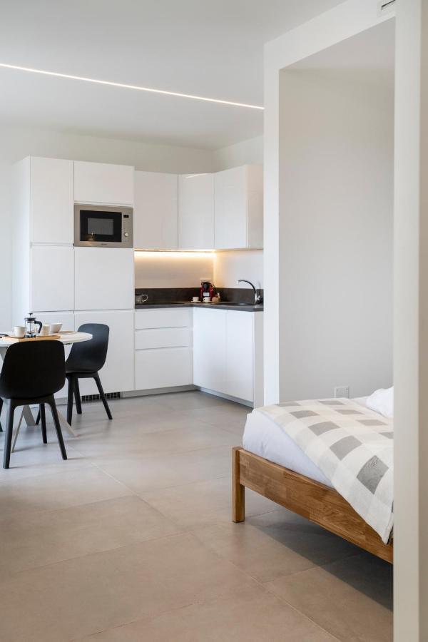 Gentile 46 Luxury Flat Apartment Bari Exterior photo
