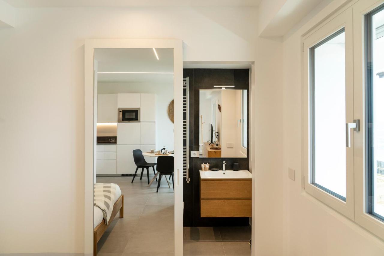 Gentile 46 Luxury Flat Apartment Bari Exterior photo